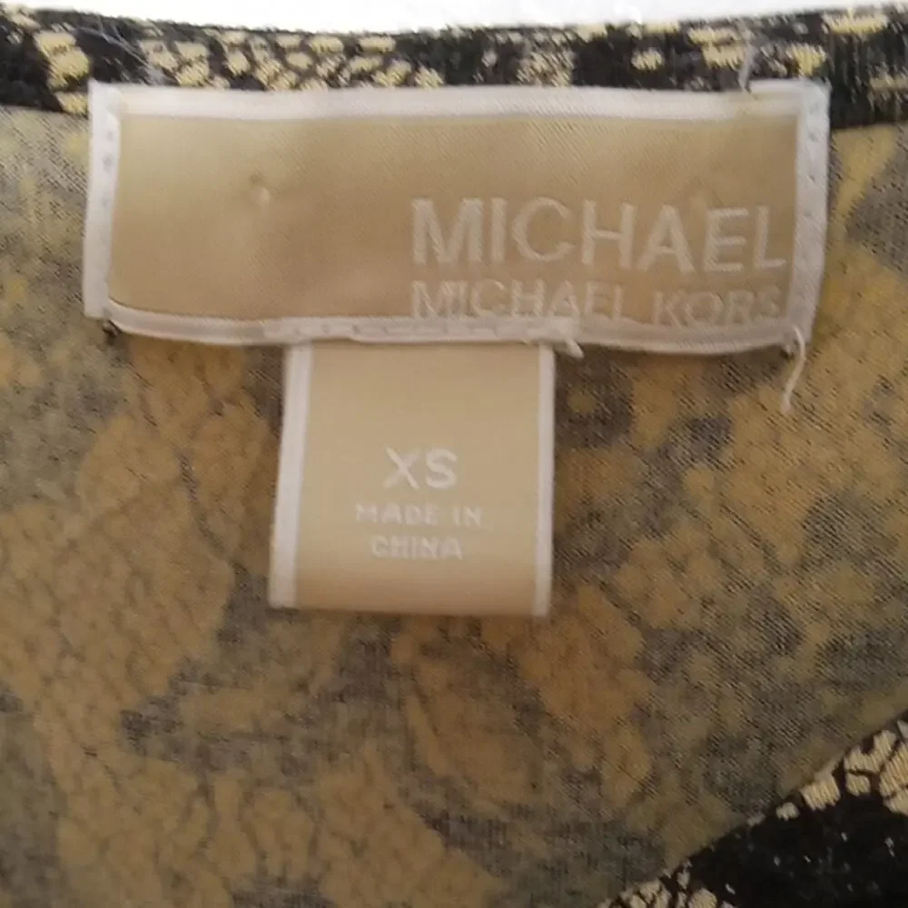 Michael Kors Women's Size XS Elegant Black Lace Top. Office. Evening out